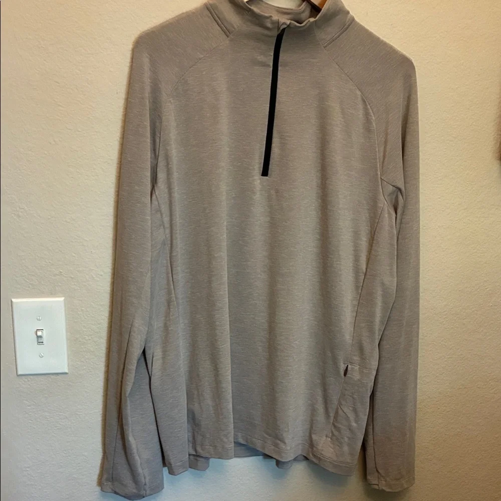 REI Co-op Black and Gray Pullover